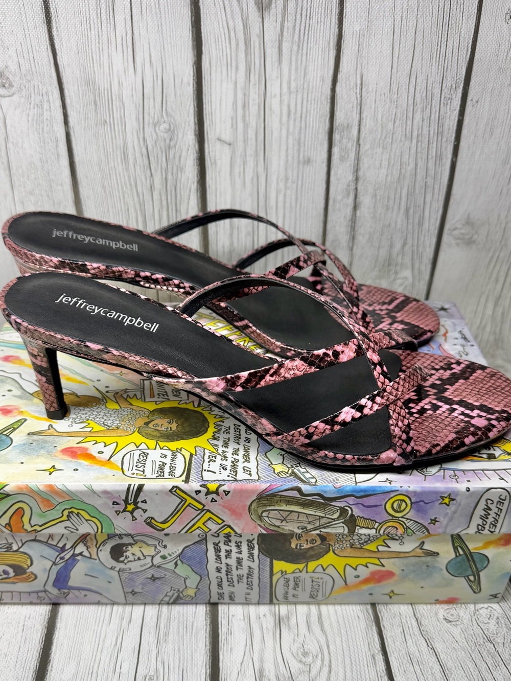 BRAND NEW Size 11 (could fit 10) Jeffrey Campbell Danah Python Snake Sandals